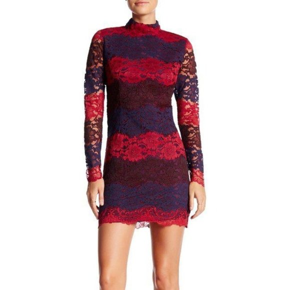 Romeo & Juliet Dresses & Skirts - Romeo & Juliet Couture Long Sleeve Lace Dress Medium